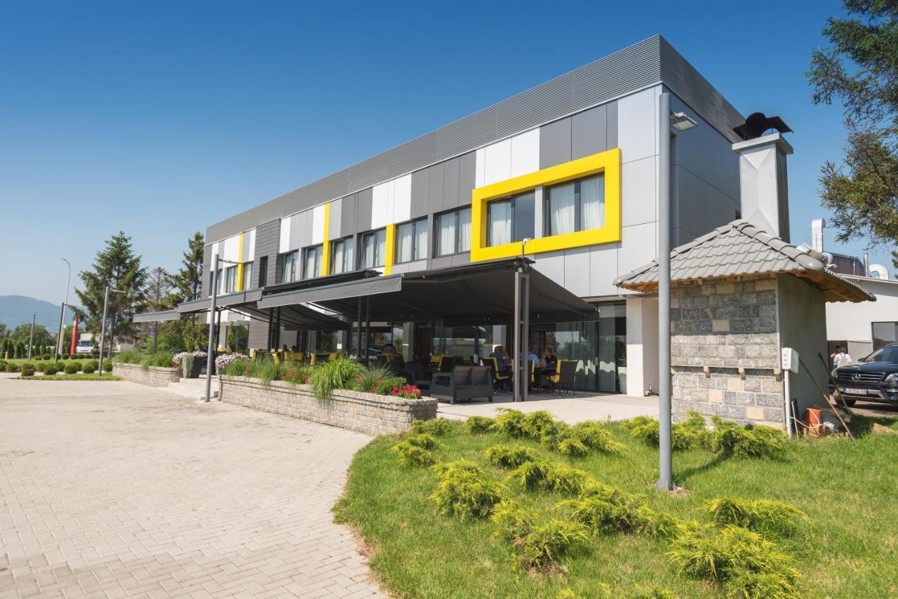 Hotel Stobex Loznica Dış mekan fotoğraf