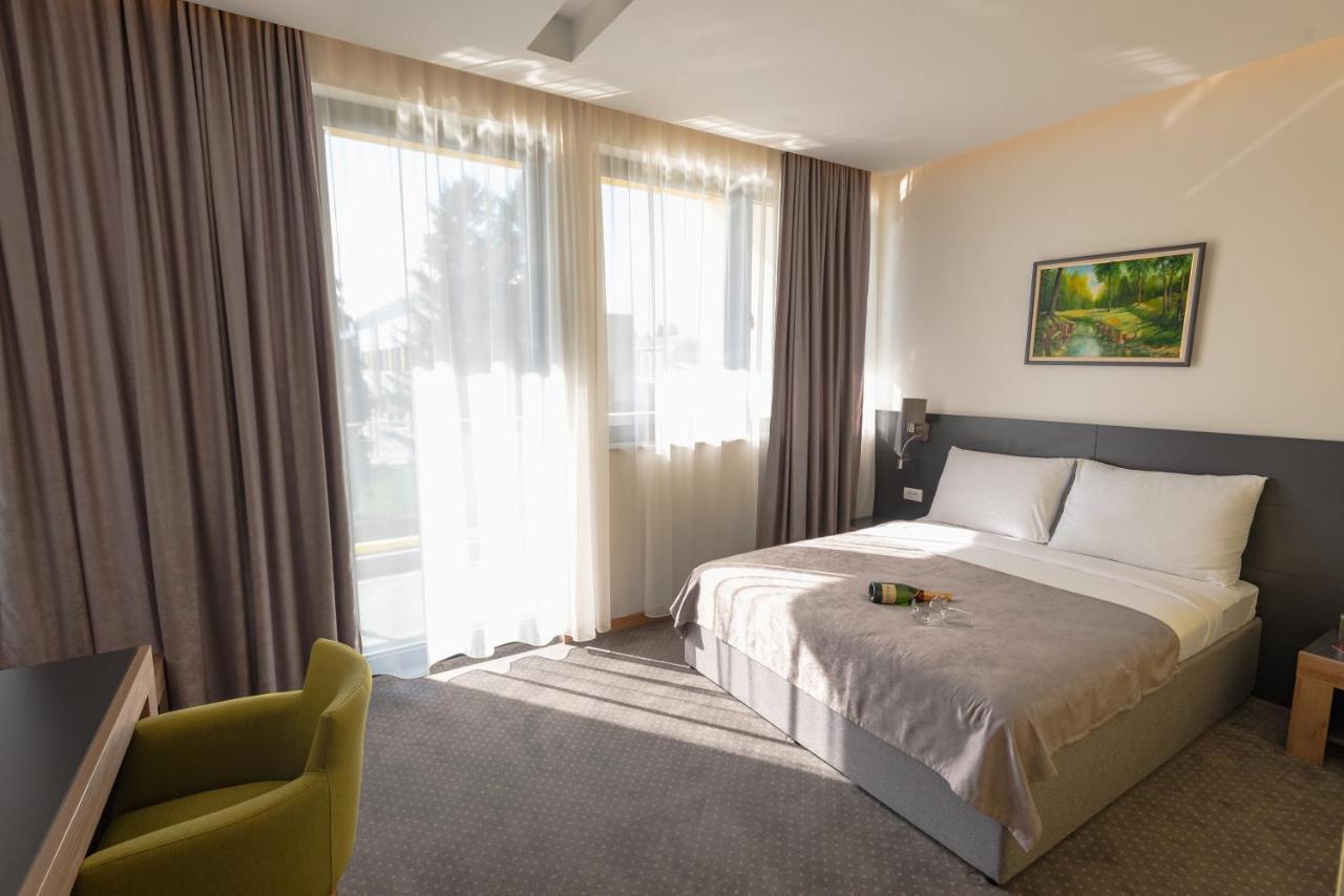 Hotel Stobex Loznica Dış mekan fotoğraf