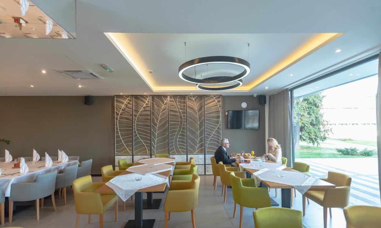 Hotel Stobex Loznica Dış mekan fotoğraf