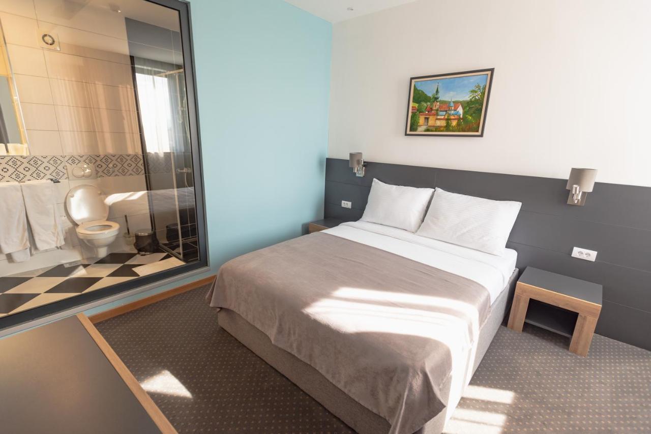 Hotel Stobex Loznica Dış mekan fotoğraf
