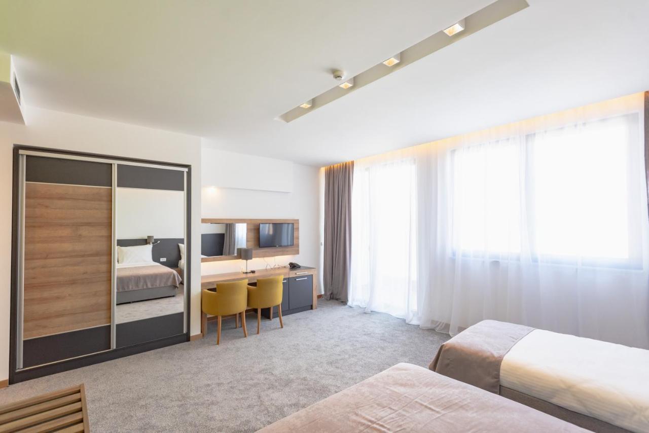 Hotel Stobex Loznica Dış mekan fotoğraf